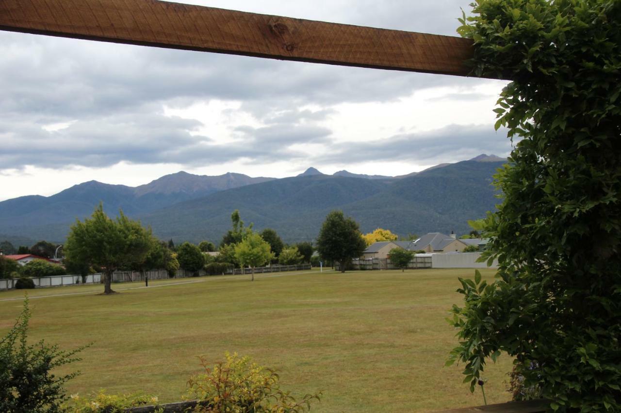 Batch With A View Vila Te Anau Exterior foto